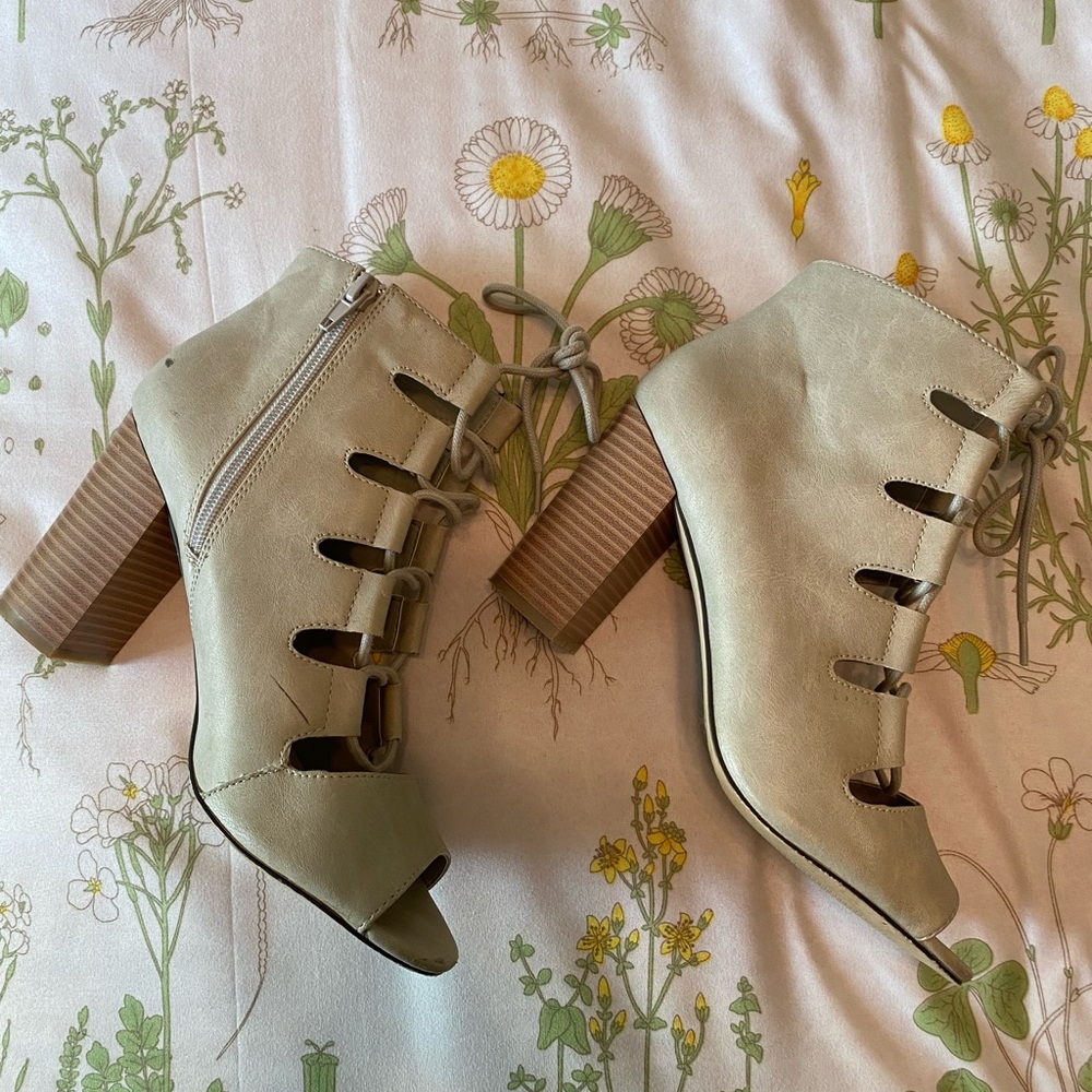 Taupe tan summer high heels